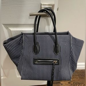 Celine Medium Phantom Luggage Tote